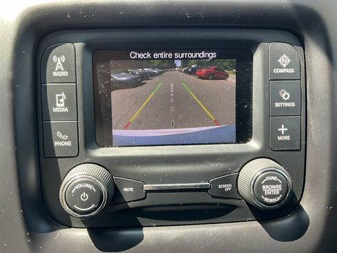 Used 2018 Jeep Compass Latitude w/ Cold Weather Group AWD/4WD image 19