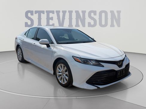 Used 2020 Toyota Camry LE w/ Convenience Package AWD/4WD image 7