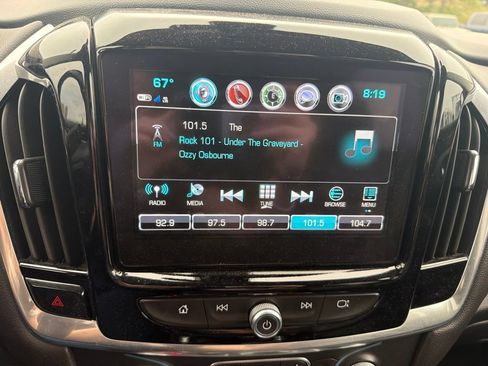 Used 2019 Chevrolet Traverse RS AWD/4WD image 15
