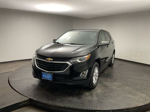Certified 2019 Chevrolet Equinox LS w/ LS Convenience Package image 3