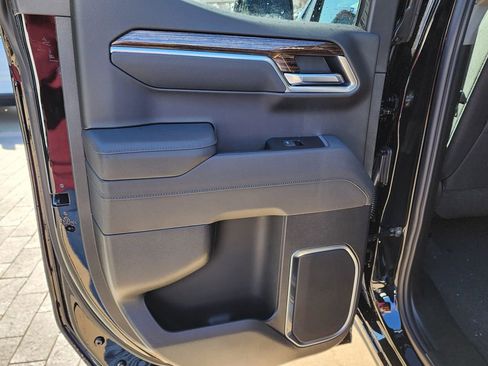 New 2026 GMC Sierra 1500 Elevation image 40