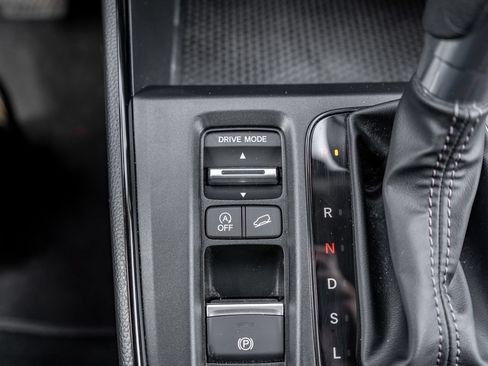 Used 2025 Honda CR-V EX image 25