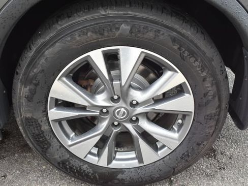 Used 2017 Nissan Murano S FWD image 42