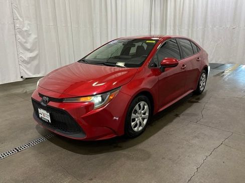 Used 2020 Toyota Corolla LE FWD image 7