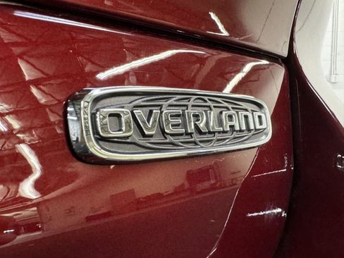 Used 2023 Jeep Grand Cherokee Overland image 8