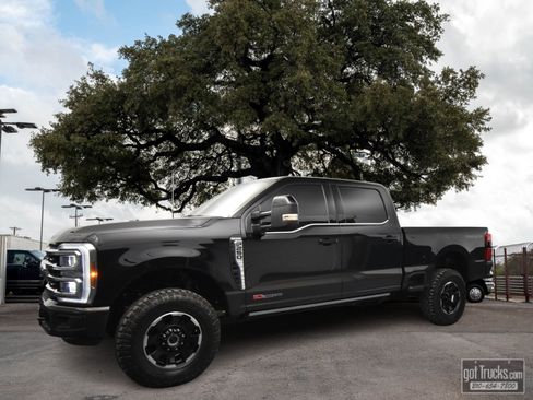 Used 2025 Ford F250 King Ranch w/ Tremor Off-Road Package image 1