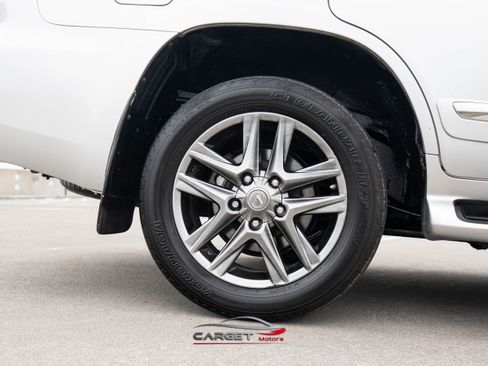 Used 2014 Lexus LX 570 4WD image 11