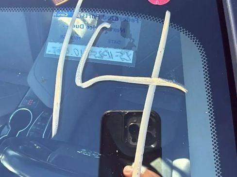 Used 2019 Toyota Camry XLE image 30