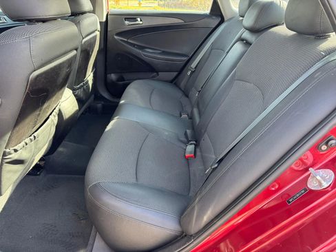 Used 2011 Hyundai Sonata SE image 8