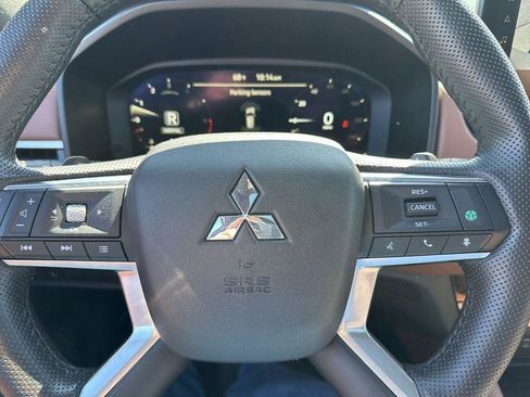 Used 2025 Mitsubishi Outlander SEL AWD/4WD image 33