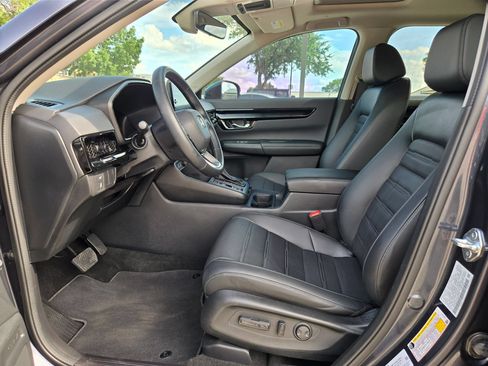 Used 2025 Honda CR-V EX-L image 10
