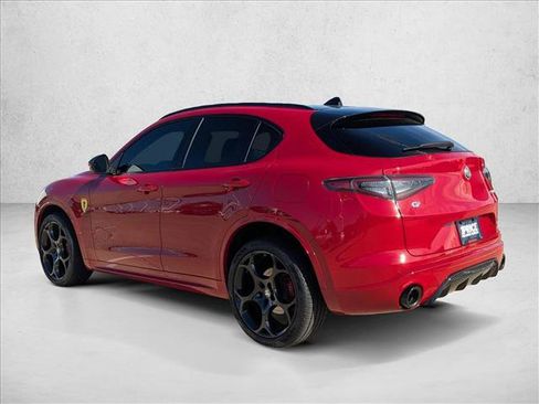 Used 2025 Alfa Romeo Stelvio Tributo Italiano w/ Driving Assist Package image 8