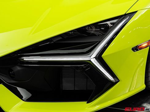 Used 2025 Lamborghini Revuelto AWD/4WD image 15