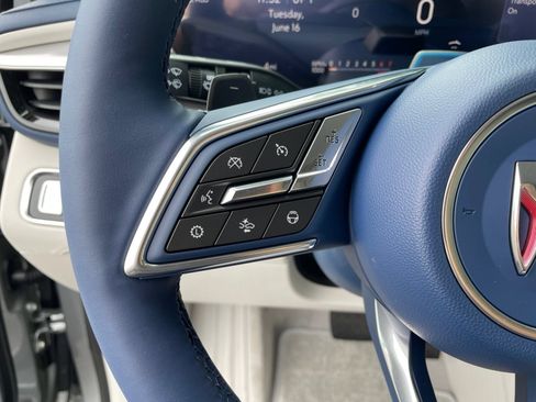 New 2026 Buick Enclave Avenir w/ Super Cruise Package FWD image 19