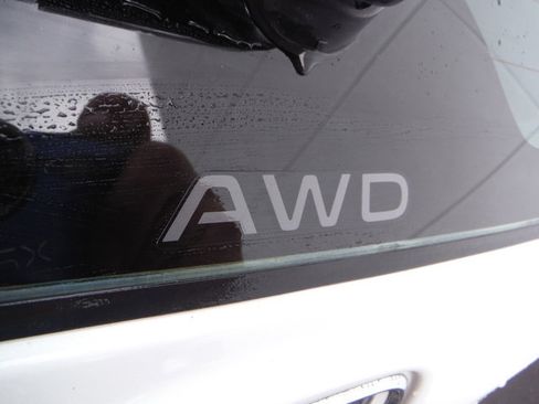 Used 2023 Honda CR-V LX image 8