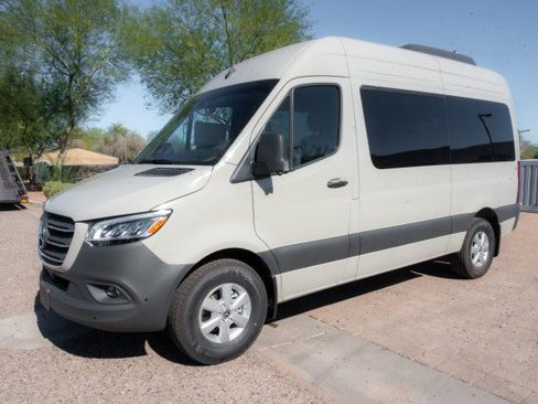 Used 2026 Mercedes-Benz Sprinter 2500 image 1