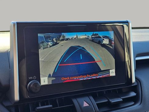 Used 2024 Toyota RAV4 LE image 7