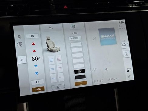 Used 2025 Land Rover Range Rover Autobiography image 18