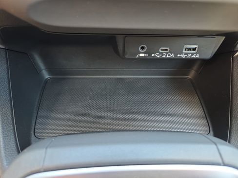 Used 2024 Subaru Crosstrek 2.0i Premium AWD/4WD image 22