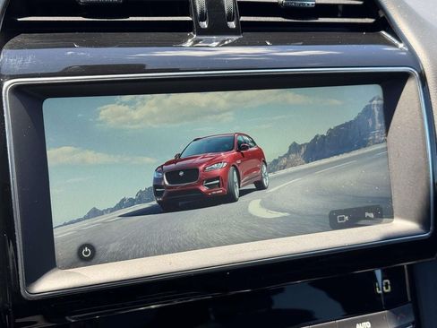 Used 2020 Jaguar F-PACE Premium AWD/4WD image 20