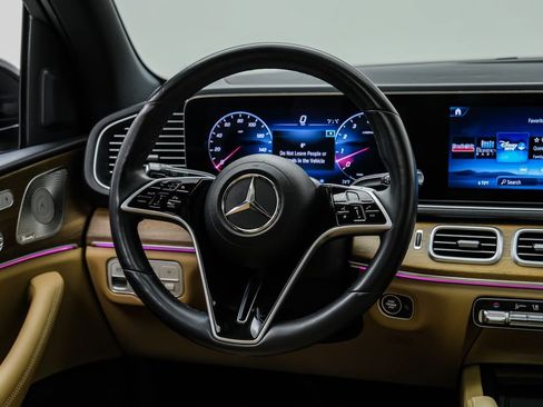 Used 2024 Mercedes-Benz GLE 450 4MATIC image 18