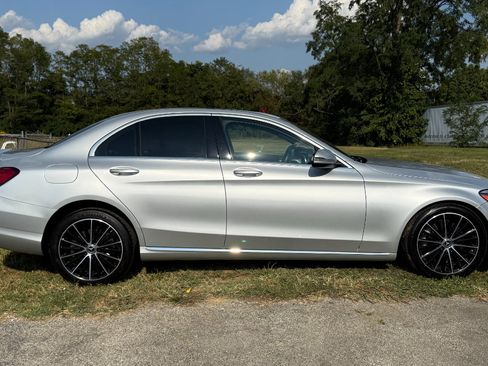 Used 2019 Mercedes-Benz C 300 Sedan image 8