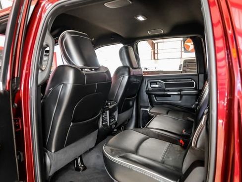 Used 2019 RAM 2500 Laramie w/ Night Edition AWD/4WD image 39