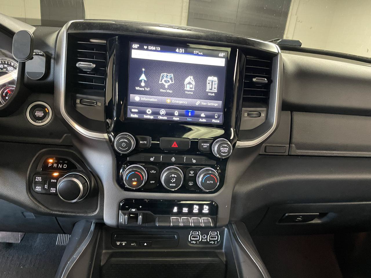 Used 2019 RAM 1500 Big Horn AWD/4WD image 22