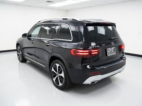 Used 2024 Mercedes-Benz GLB 250 image 6