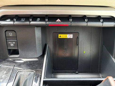 Used 2022 Toyota Tundra 1794 Edition AWD/4WD image 40