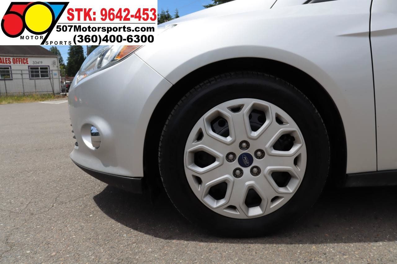 Used 2012 Ford Focus SE FWD image 24