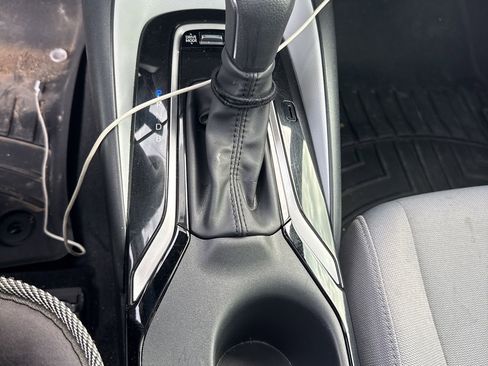 Certified 2024 Toyota Corolla SE w/ SE Package image 21