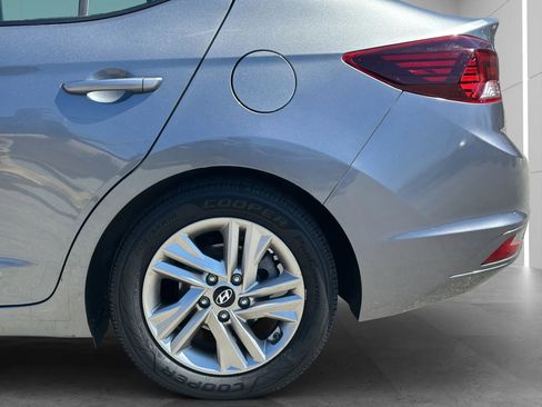 Used 2019 Hyundai Elantra SEL image 23
