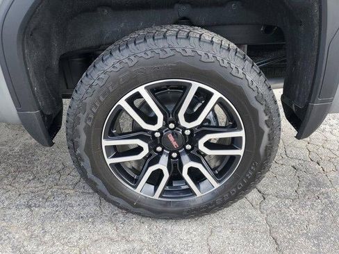 New 2026 GMC Sierra 1500 AT4 w/ Technology Package image 8