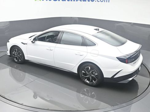 Certified 2025 Hyundai Sonata SEL AWD/4WD image 22
