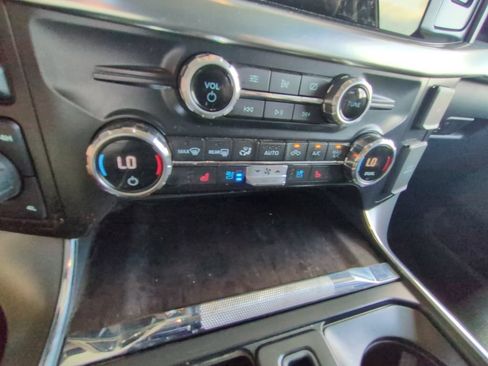 Used 2021 Ford F150 Lariat AWD/4WD image 17