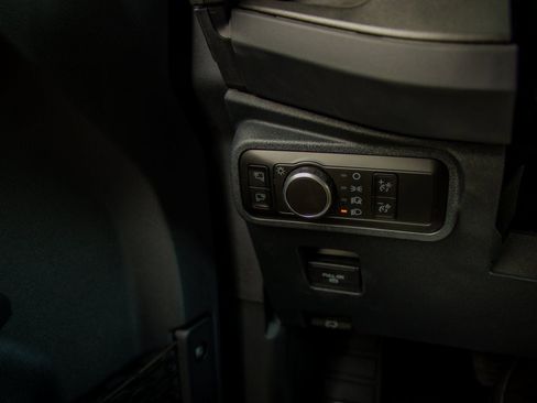 New 2025 Ford Bronco Badlands image 55