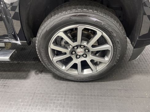 Used 2022 GMC Canyon Denali image 28