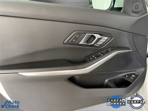 Used 2024 BMW 330e w/ Convenience Package image 78