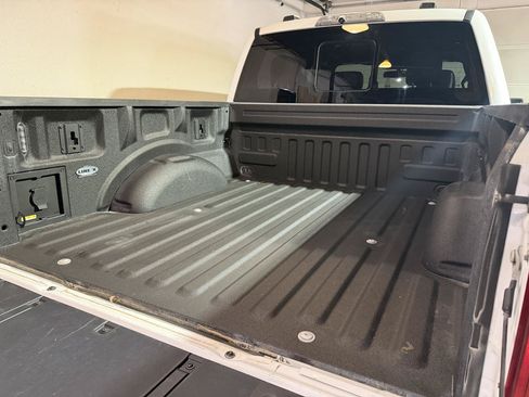 Used 2022 Ford F150 Raptor w/ Equipment Group 801A High AWD/4WD image 8
