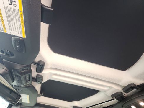 New 2026 Jeep Wrangler Unlimited Rubicon image 23