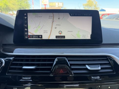 Used 2018 BMW 530i image 16