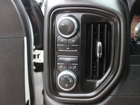 Used 2025 GMC Sierra 3500 Pro w/ Convenience Package AWD/4WD image 29