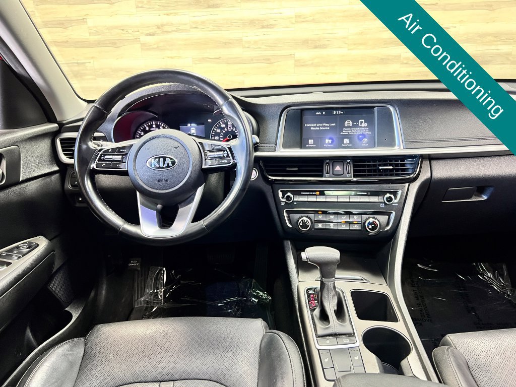 Used 2020 Kia Optima SE FWD image 2