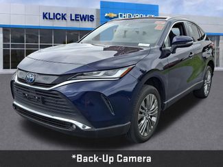 Used 2023 Toyota Venza XLE AWD/4WD video 3