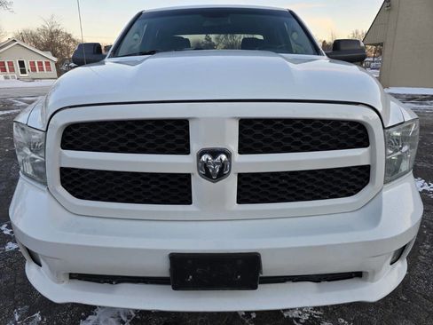 Used 2016 RAM 1500 Express image 2