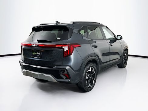 Used 2025 Kia Seltos S image 9