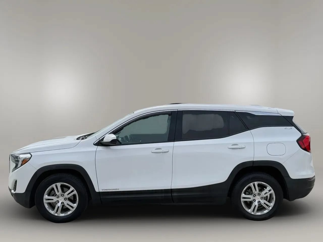 Used 2018 GMC Terrain SLE FWD image 5