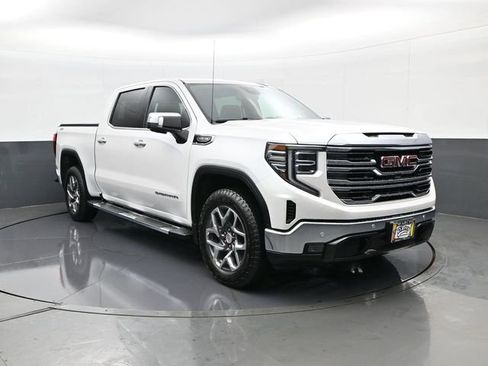 Used 2024 GMC Sierra 1500 SLT w/ SLT Premium Plus Package AWD/4WD image 3