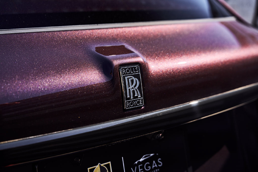 Used 2025 Rolls-Royce Cullinan Black Badge AWD/4WD image 11